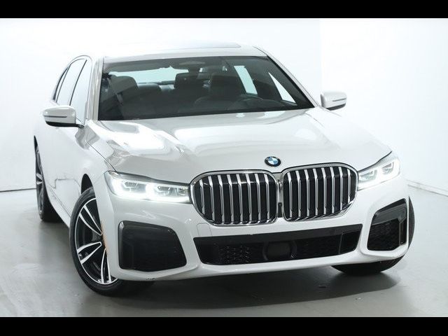 2022 BMW 7 Series 740i xDrive