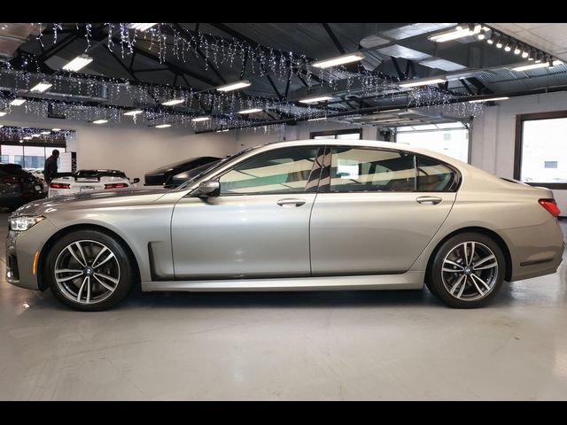 2022 BMW 7 Series 740i xDrive