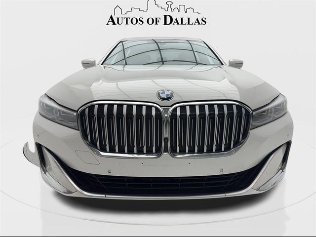 2022 BMW 7 Series 740i xDrive