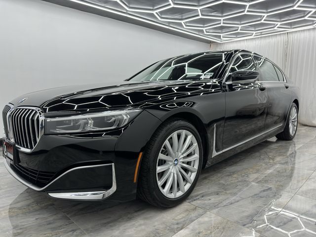 2022 BMW 7 Series 740i xDrive