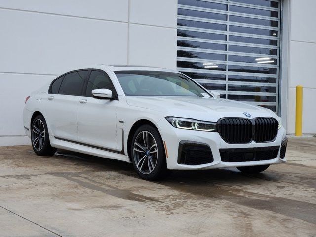 2022 BMW 7 Series 745e xDrive