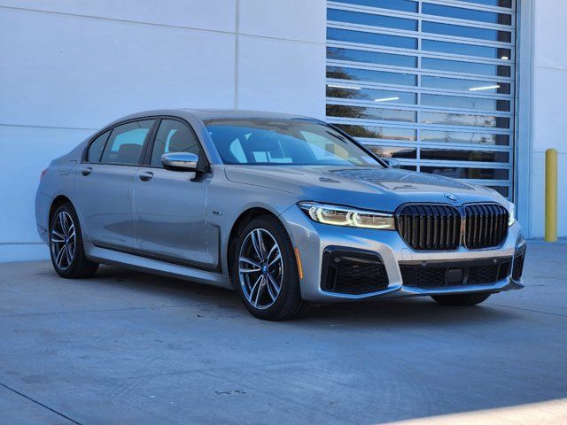 2022 BMW 7 Series 745e xDrive