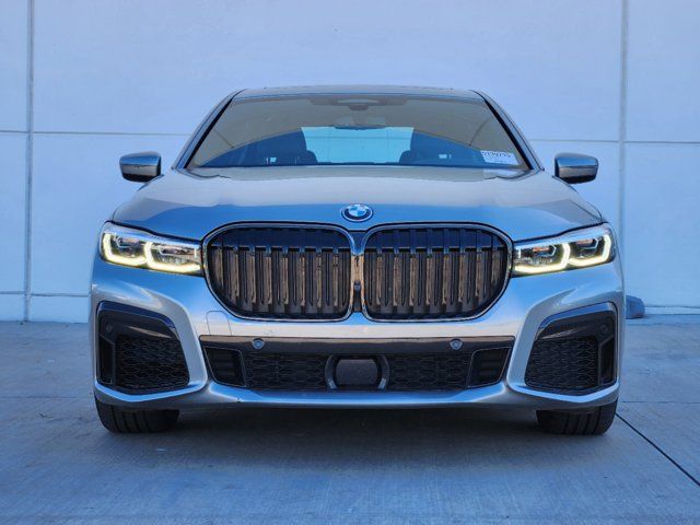 2022 BMW 7 Series 745e xDrive