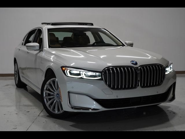 2022 BMW 7 Series 745e xDrive