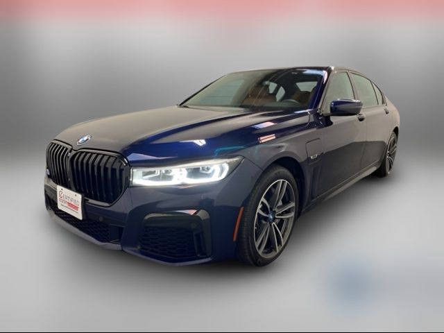 2022 BMW 7 Series 745e xDrive