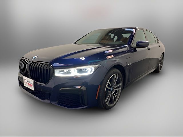 2022 BMW 7 Series 745e xDrive