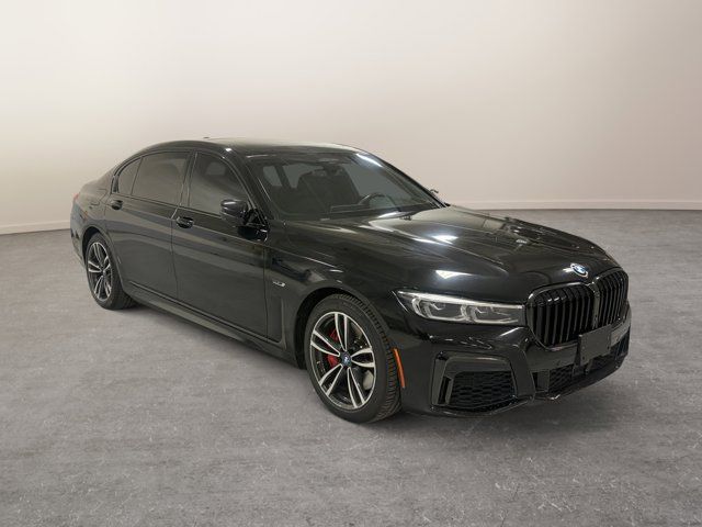 2022 BMW 7 Series 745e xDrive