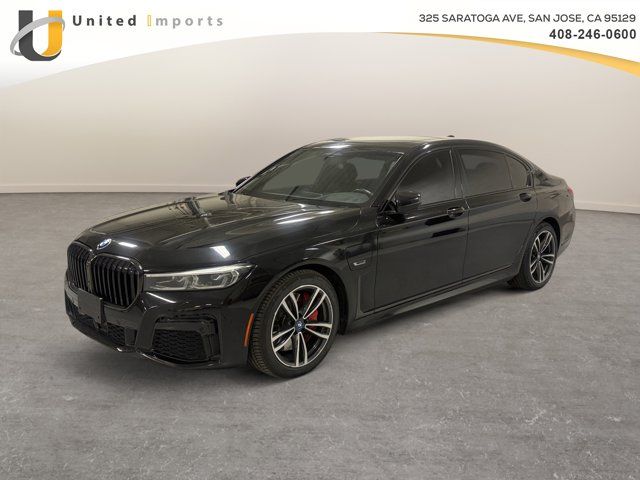 2022 BMW 7 Series 745e xDrive