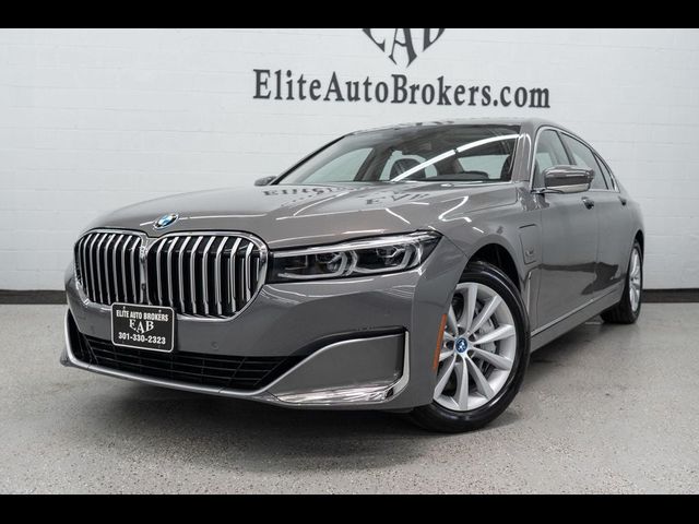 2022 BMW 7 Series 745e xDrive