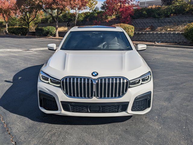 2022 BMW 7 Series 750i xDrive