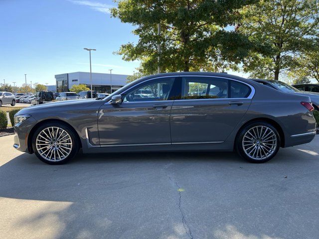 2022 BMW 7 Series 750i xDrive