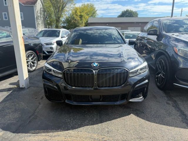 2022 BMW 7 Series 750i xDrive