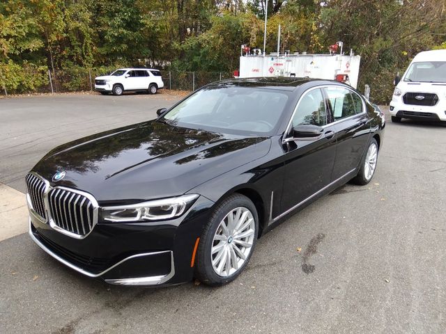 2022 BMW 7 Series 740i