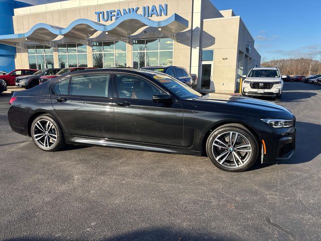 2022 BMW 7 Series 740i xDrive