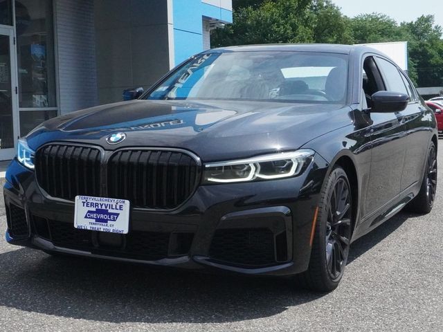 2022 BMW 7 Series M760i xDrive