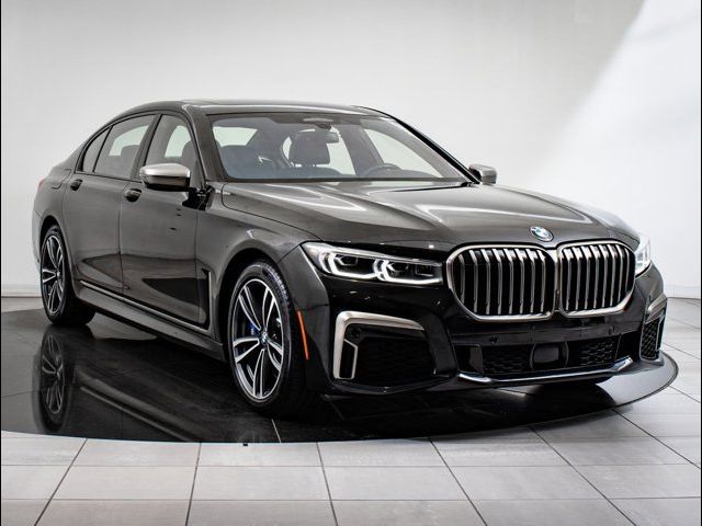 2022 BMW 7 Series M760i xDrive