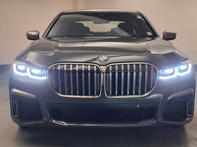 2022 BMW 7 Series M760i xDrive