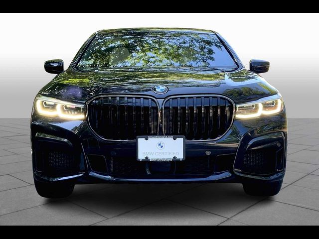 2022 BMW 7 Series M760i xDrive