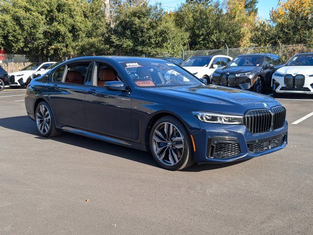 2022 BMW 7 Series M760i xDrive