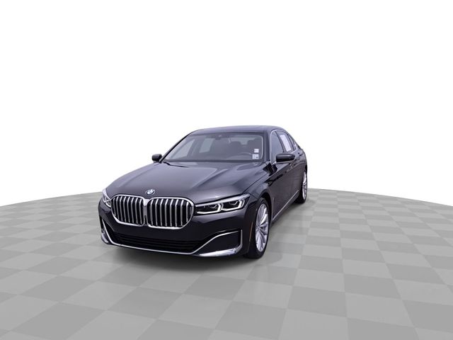 2022 BMW 7 Series 740i