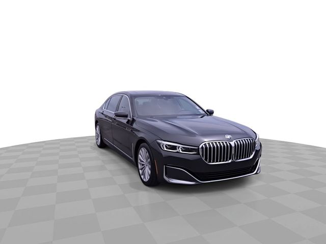 2022 BMW 7 Series 740i