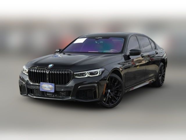 2022 BMW 7 Series M760i xDrive