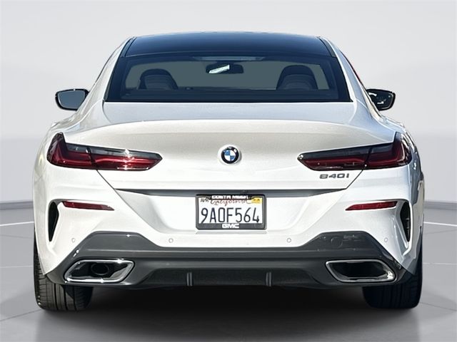 2022 BMW 8 Series 840i