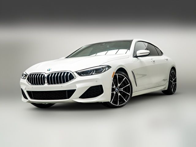 2022 BMW 8 Series 840i