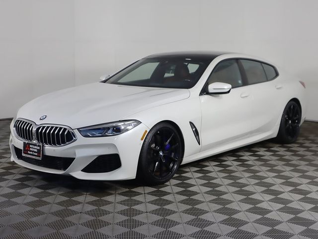 2022 BMW 8 Series 840i