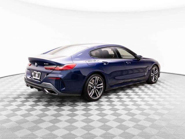 2022 BMW 8 Series 840i