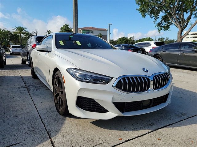 2022 BMW 8 Series 840i