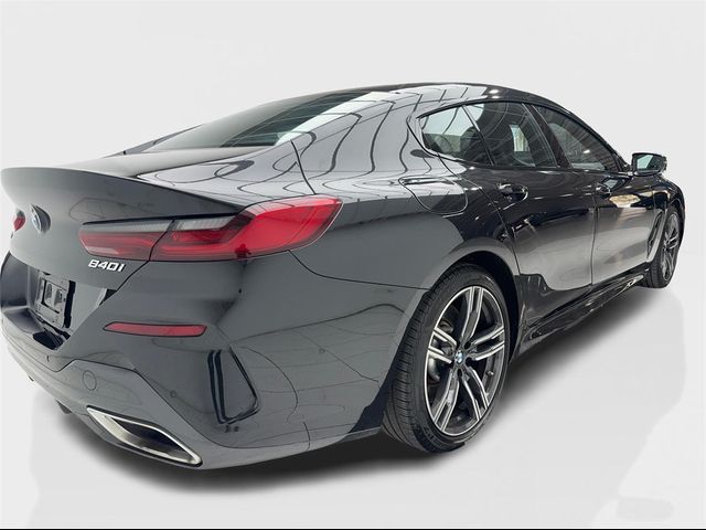 2022 BMW 8 Series 840i