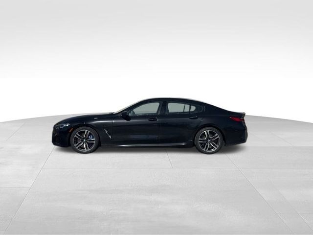 2022 BMW 8 Series 840i