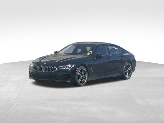 2022 BMW 8 Series 840i