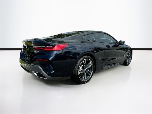 2022 BMW 8 Series 840i