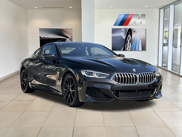 2022 BMW 8 Series 840i