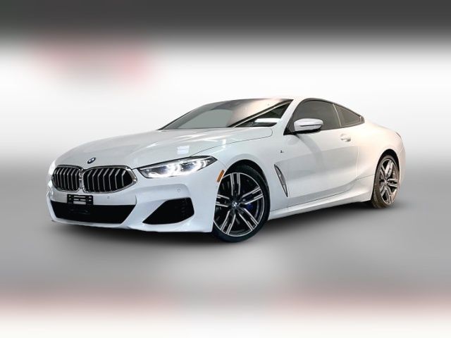 2022 BMW 8 Series 840i