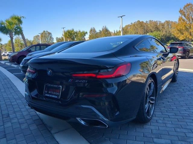 2022 BMW 8 Series 840i