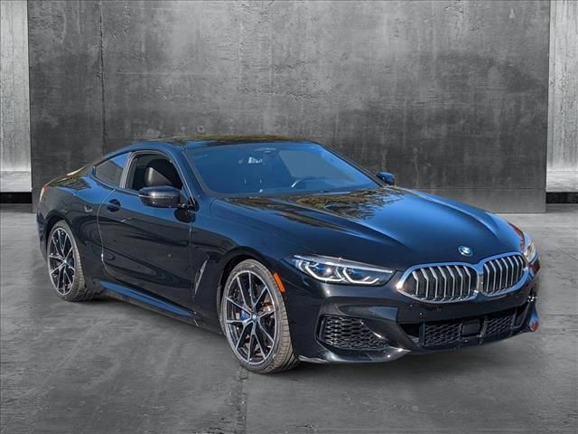 2022 BMW 8 Series 840i