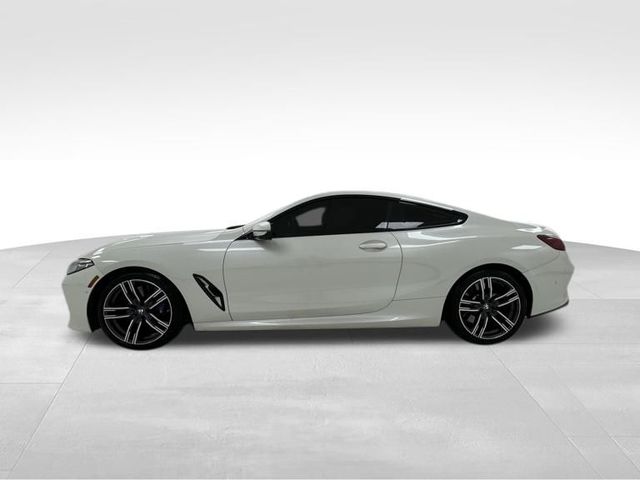 2022 BMW 8 Series 840i