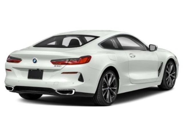 2022 BMW 8 Series 840i