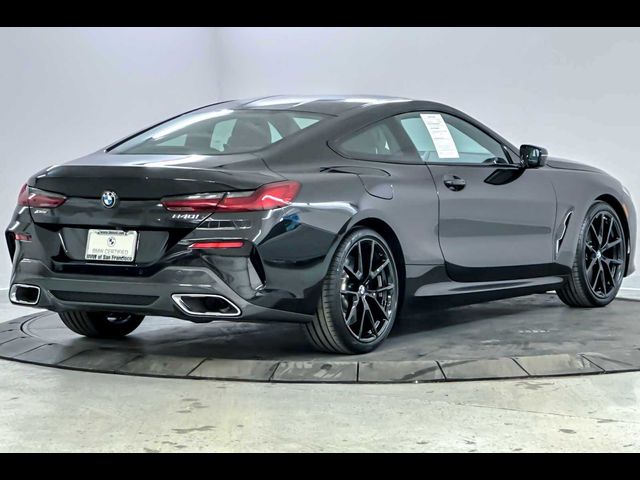 2022 BMW 8 Series 840i