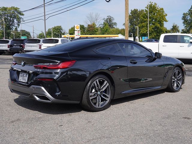 2022 BMW 8 Series 840i