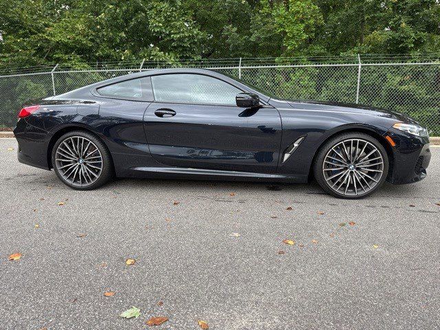 2022 BMW 8 Series 840i