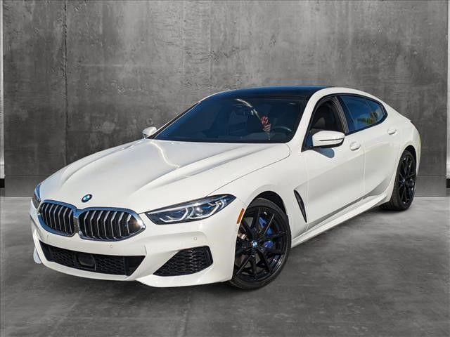 2022 BMW 8 Series 840i