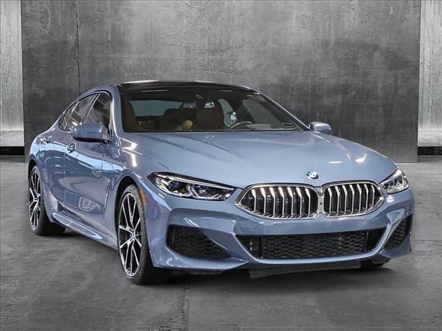 2022 BMW 8 Series 840i