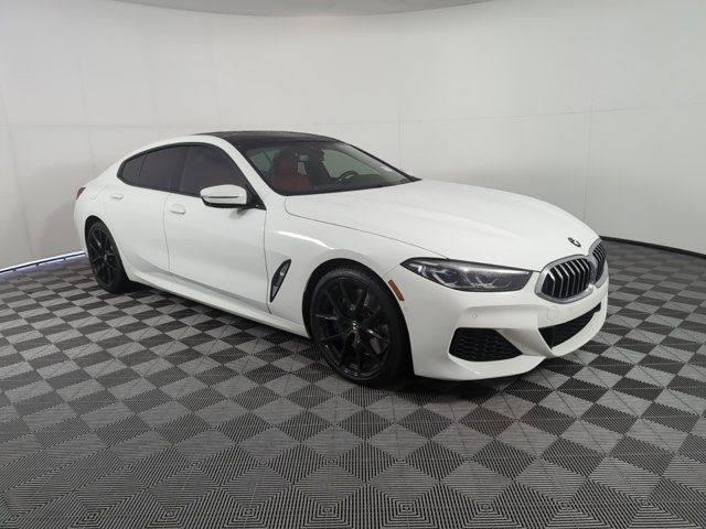 2022 BMW 8 Series 840i