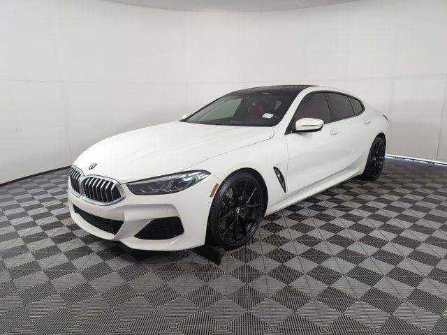 2022 BMW 8 Series 840i