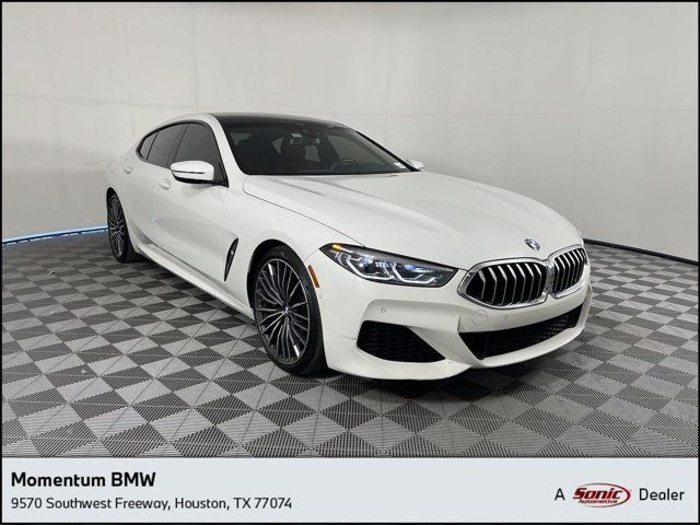 2022 BMW 8 Series 840i