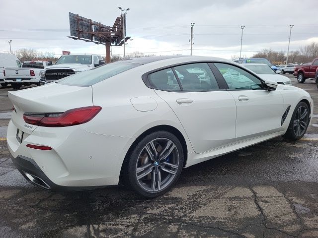 2022 BMW 8 Series 840i